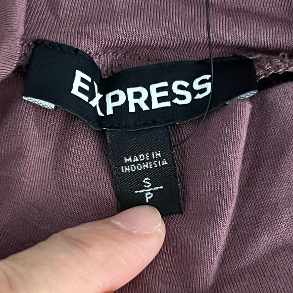 Express Womens Tank Top Small/P Plum Cream Mock Neck Stretch Relax Fit Casual - Picture 3 of 16